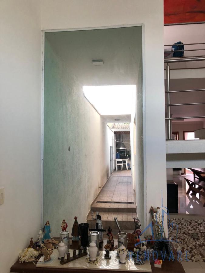Casa de 3 quartos, 220m² no bairro Jardim Mirna, em Taboão da Serra | Eu Corretor